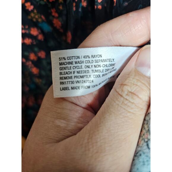 Ava & Viv Women's Plus Size Long Sleeve Tie-Front Babydoll Blouse (X) 14W (392) - Picture 4 of 4